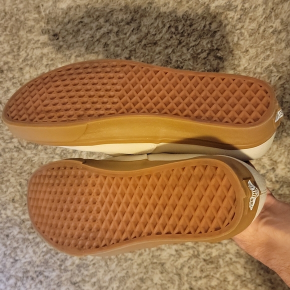 Vans men's Size 10.5 - Picture 3 of 3